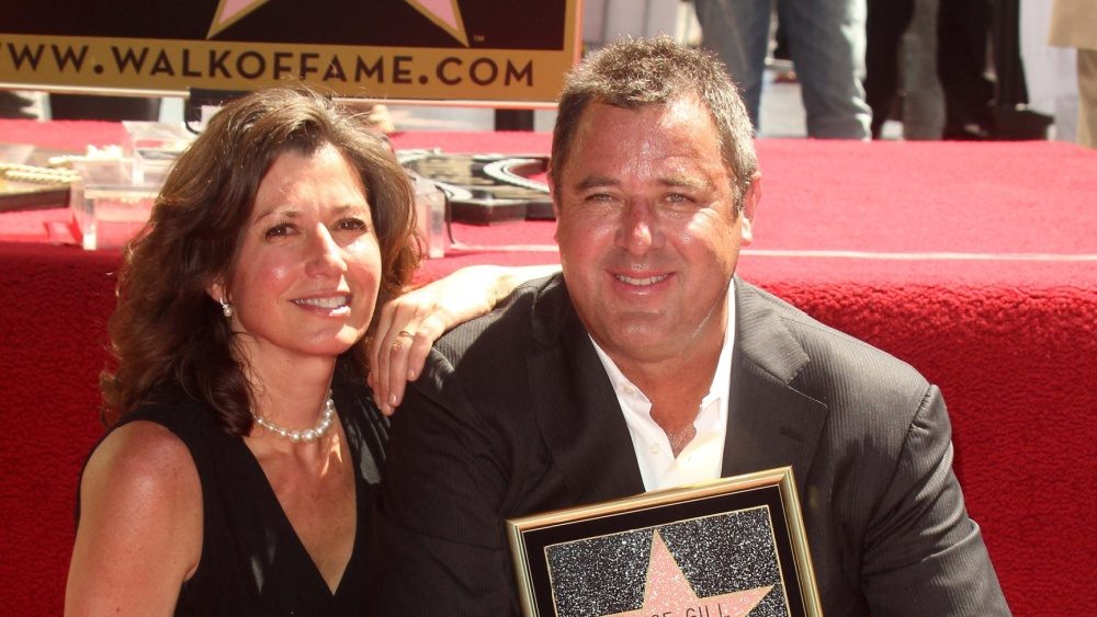 Amy Grant and Vince Gill set 2026 return for “Christmas at the Ryman”